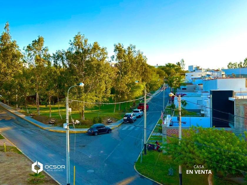 Se vende casa en Residencial La Angostura