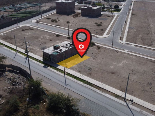 Terreno en Venta en plena Avenida - en Los Portales, ICA