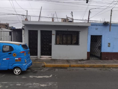 Vendo casa en el centro de Huaral - Calle 28 De Julio