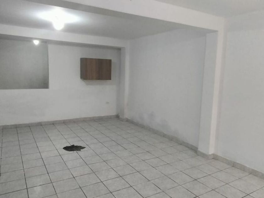 Vendo casa en el centro de Huaral - Calle 28 De Julio