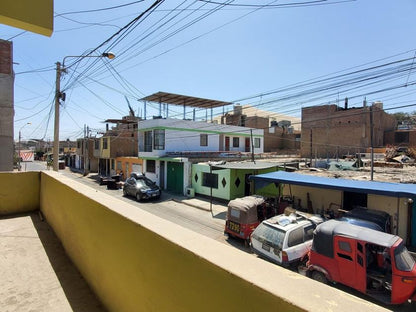 CASA EN VENTA CENTRO DE ICA 1 CDRA DE AV.ARENALES Y PANAMERICANA SUR!